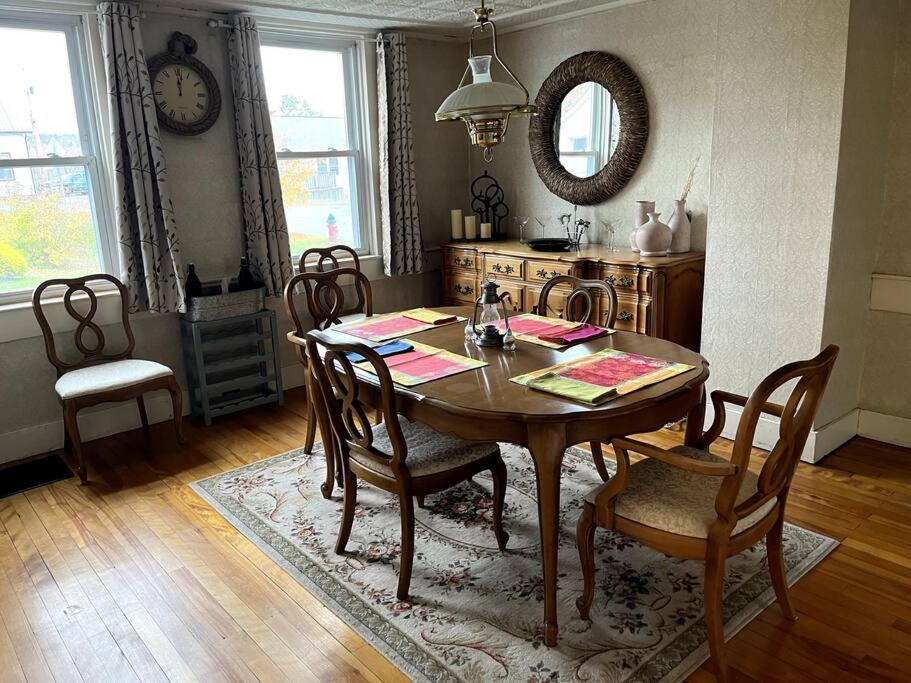 Cute 6-Bedroom Getaway In The Heart Of Littleton Luaran gambar