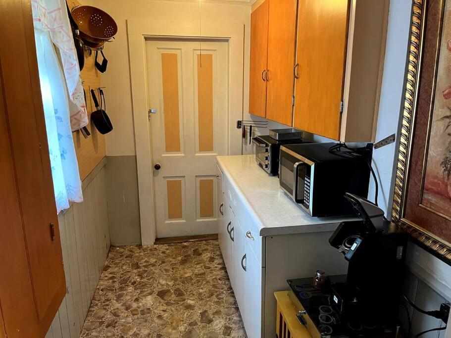 Cute 6-Bedroom Getaway In The Heart Of Littleton Luaran gambar